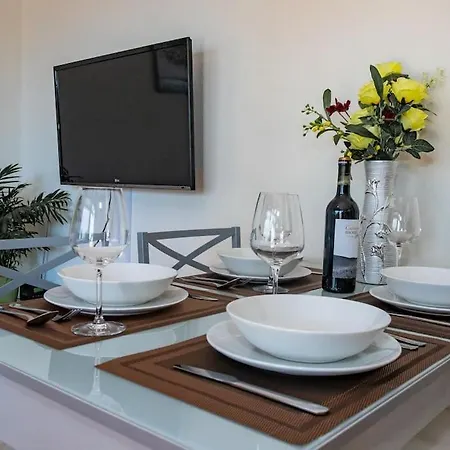 Casa Luna Apartment *